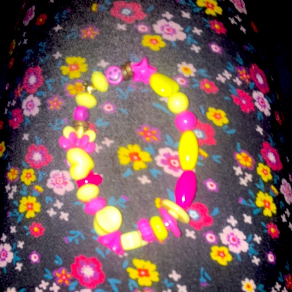 The pink and yellow sun kiss🎀 - Picture 2 of 4